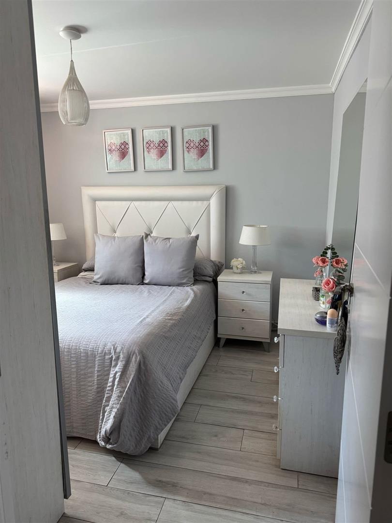 Image of Apartment - 3 Bedrooms - 1 Bathrooms for Sale in Nelson's View-Gibraltar, Image 4